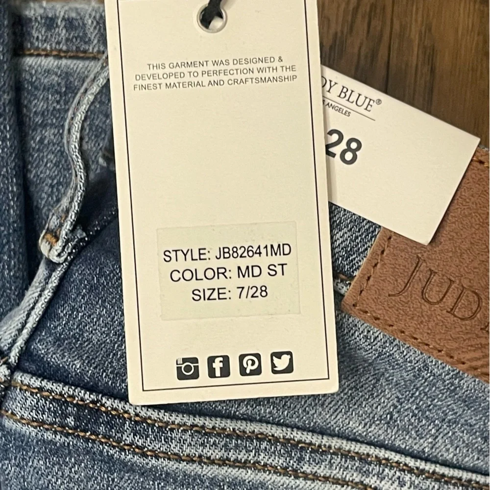 Judy Blue Kaylee High Waist Distressed Dad Jeans NWT Size 7/28 - Picture 6 of 15